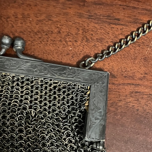 Collectible Antique German Silver Mesh / Chainmail Small Purse - Picture 2 of 9